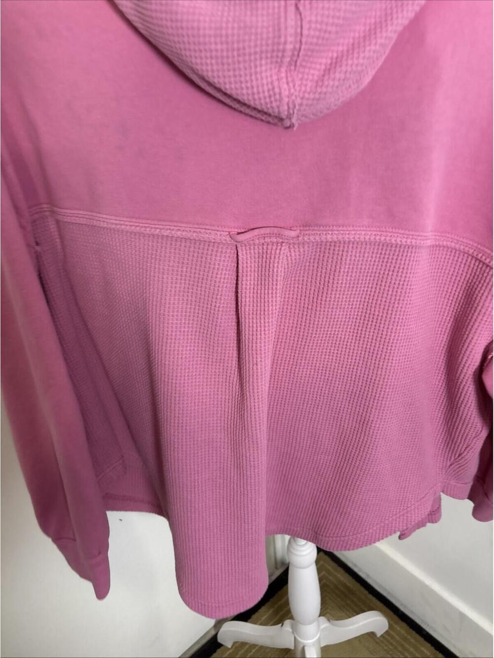 American Eagle Pink Waffle Knit Shacket Medium Hoodie Button Up - Picture 10 of 14